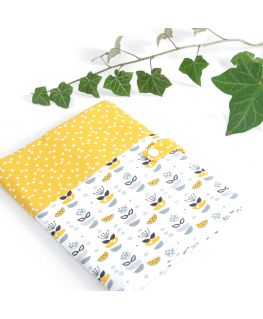 Protège carnet de santé My Sweet Oslo moutarde unisexe (fleurs, petits noeuds & triangles) personnalisable